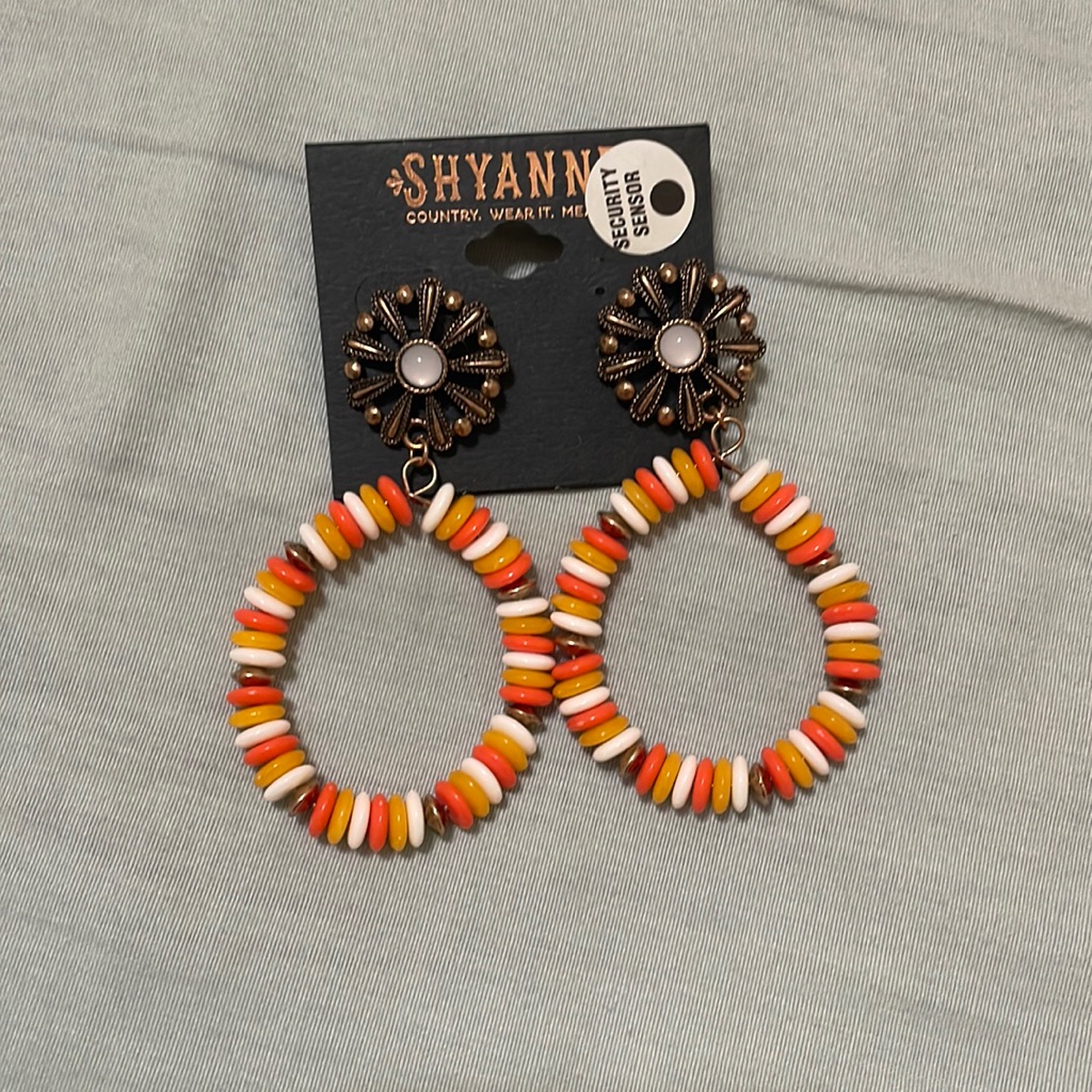 Western Earrings 8$